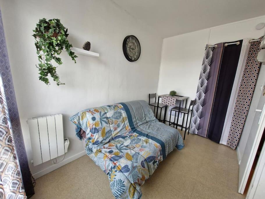 - Marina 5 - 31 Allee Des Pinons - 4-1 Appartement